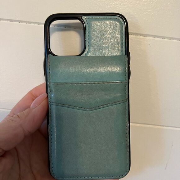 iPhone 11 Pro Card Holder Case - Picture 6 of 8